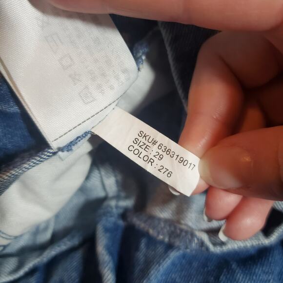 Abercrombie & Fitch Natural Rise Short Women's Size 29 / 8 Button Fly with Belt - Picture 12 of 15